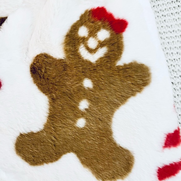 🤎Cupcakes & Cashmere Gingerbread Blanket - Picture 4 of 6